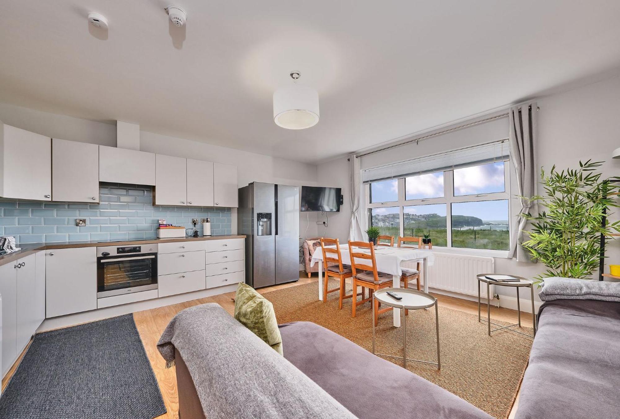 6 Dunluce Park - Portrush By The Sea Apartment Exterior photo